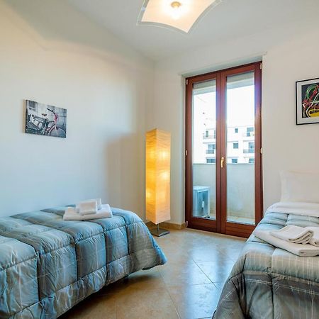 Goodstay Archimede Apartment Lecce Exteriör bild