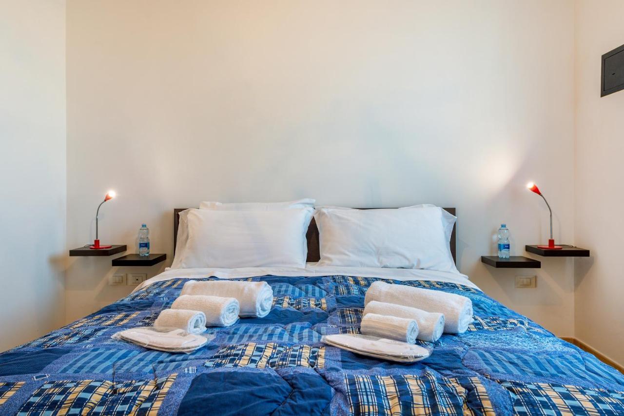 Goodstay Archimede Apartment Lecce Exteriör bild