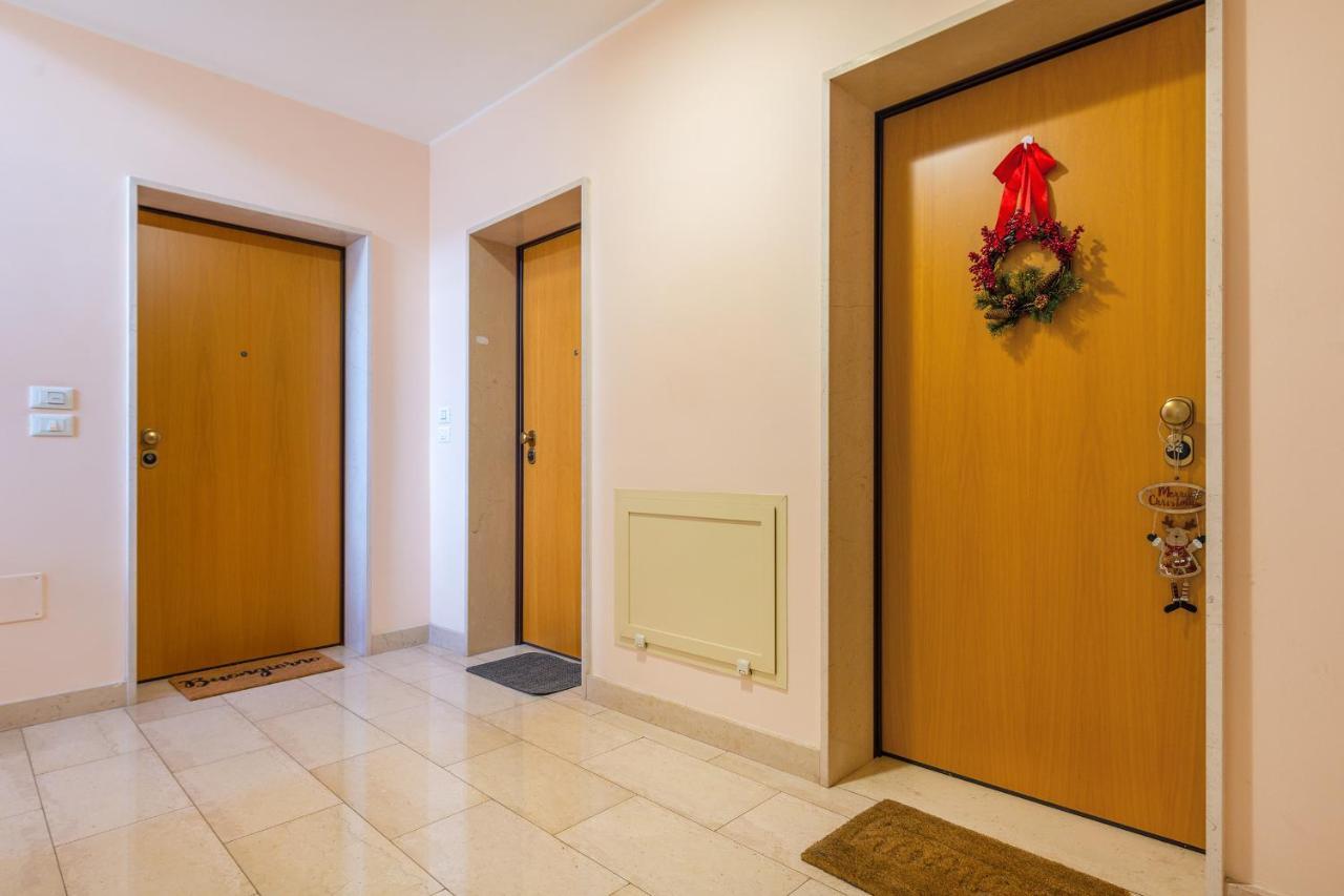 Goodstay Archimede Apartment Lecce Exteriör bild